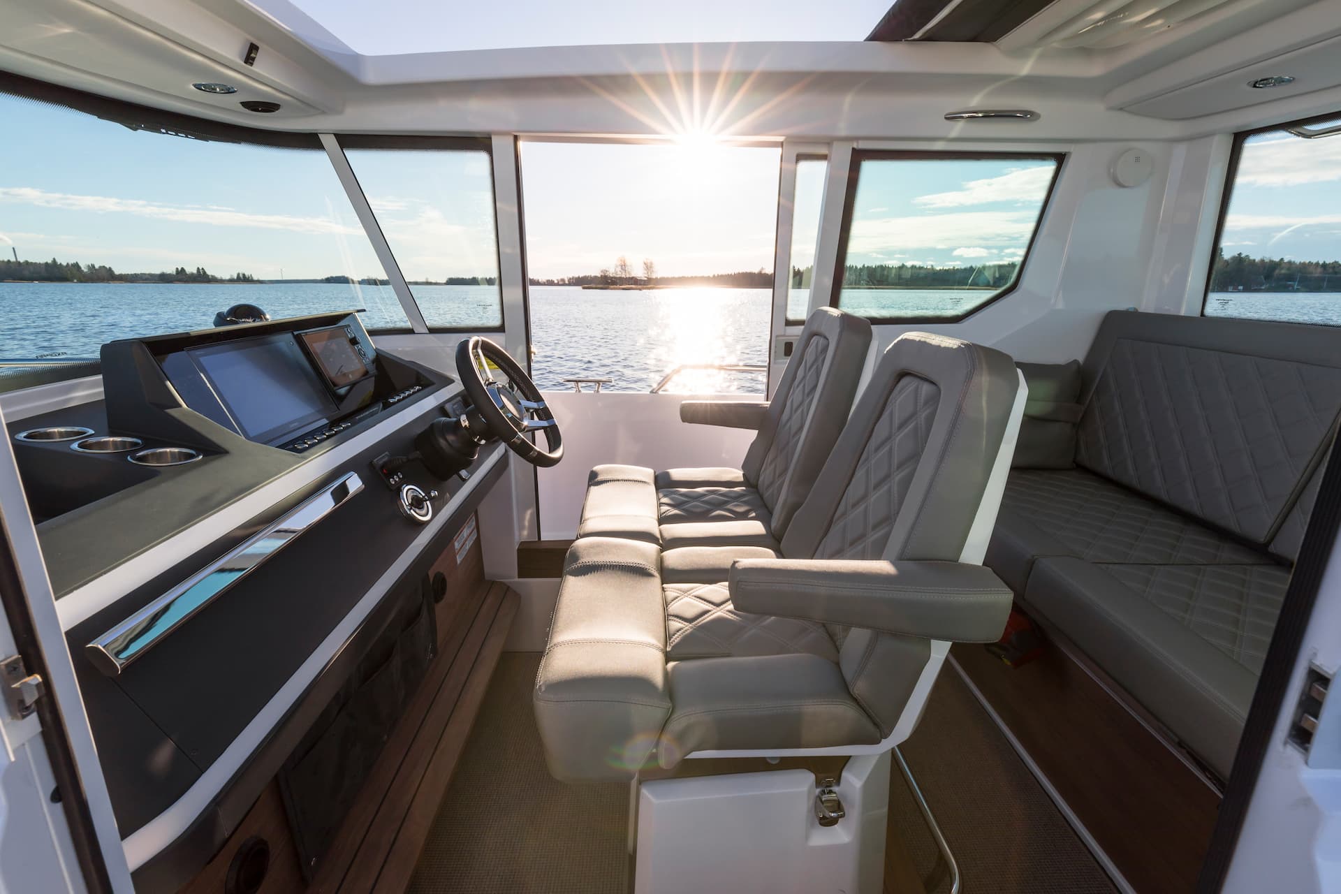 Intérieur cabine du Fayaax